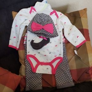 NWT 4pc Bodysuit Set 3-6 mo